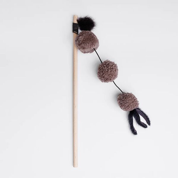 Игрушка-дразнилка из натуральной овчины для кошек Пушистики, 54х3,5х3,5 см