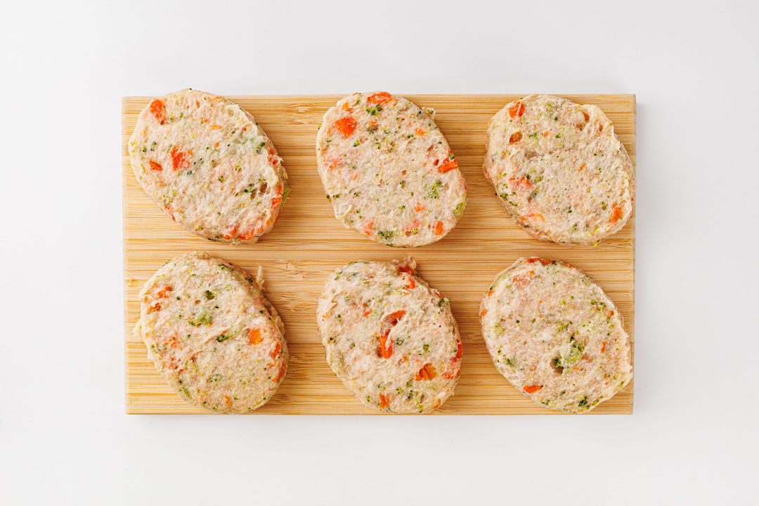 

Котлеты ВкусВилл Фитнес из цыпленка с овощами заморозка 400 г