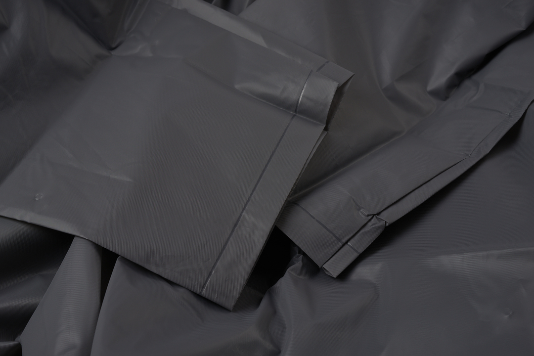 

Плащ-дождевик с капюшоном на кнопках взрослый, 1 шт в ассортименте