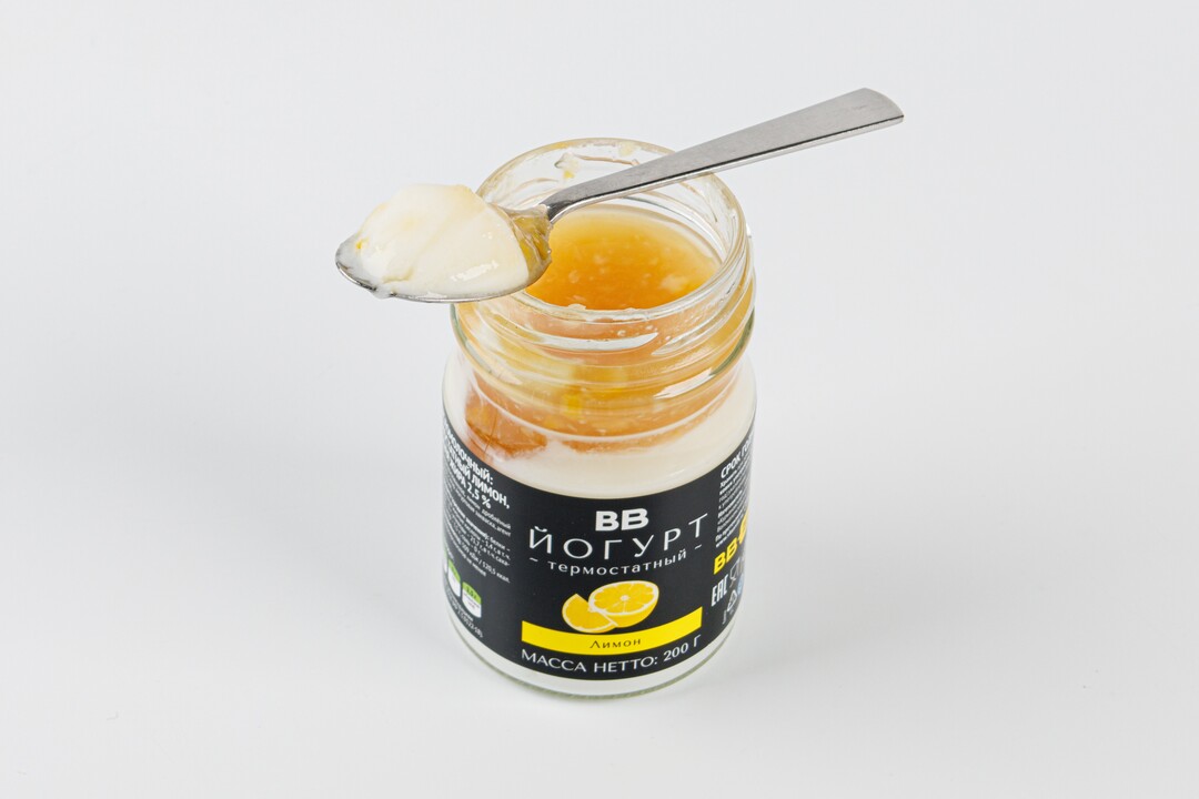 

Йогурт термостатный Лимон 2,5% 200 г
