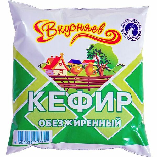 Кефир Вкусняев обезжиренный 430г