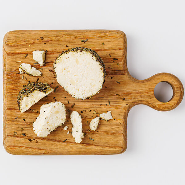 Сыр Вкусвилл Белпер Кноле прованские травы, 100 г