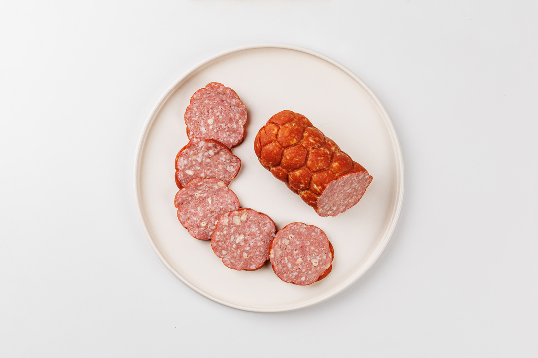 

Сервелат Ореховый варено-копченый 270 г