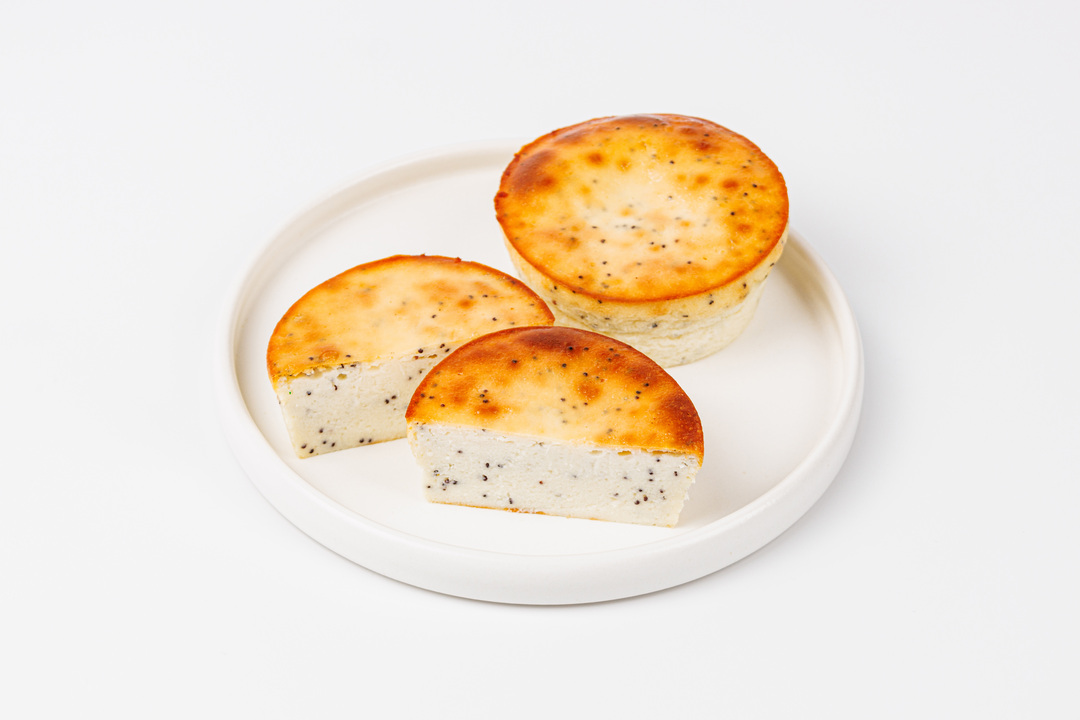 

Сырники с маком на миндальной муке с сиропом топинамбура 140 г