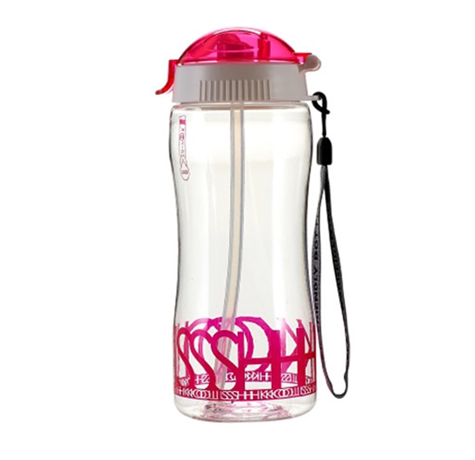 

Бутылка DYC с соломинкой Кулиш 450 мл 1 шт цвета в ассортименте