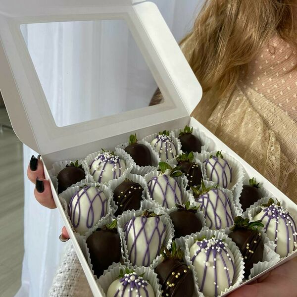 Клубника в шоколаде 