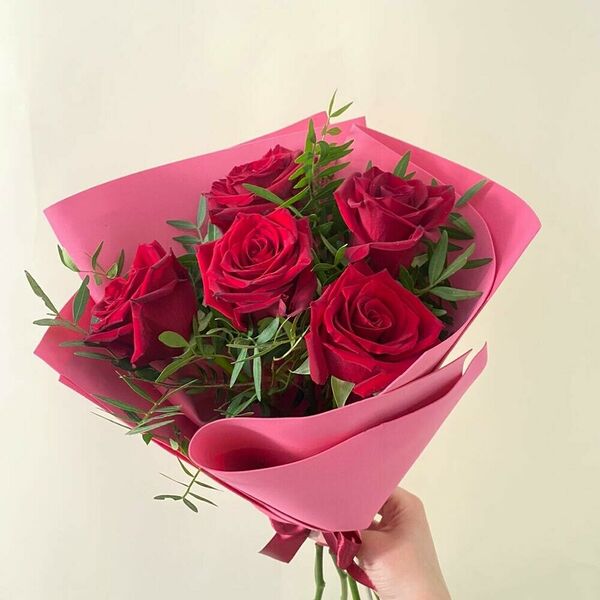 Презент 5 красных роз