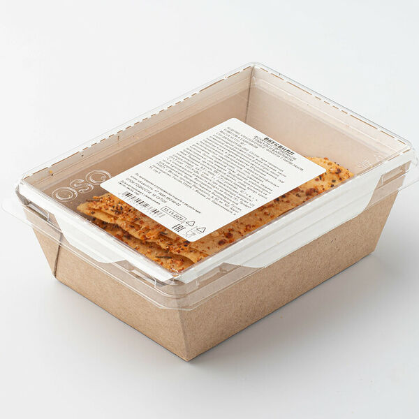 Фокачча с пармезаном, томатом и базиликом