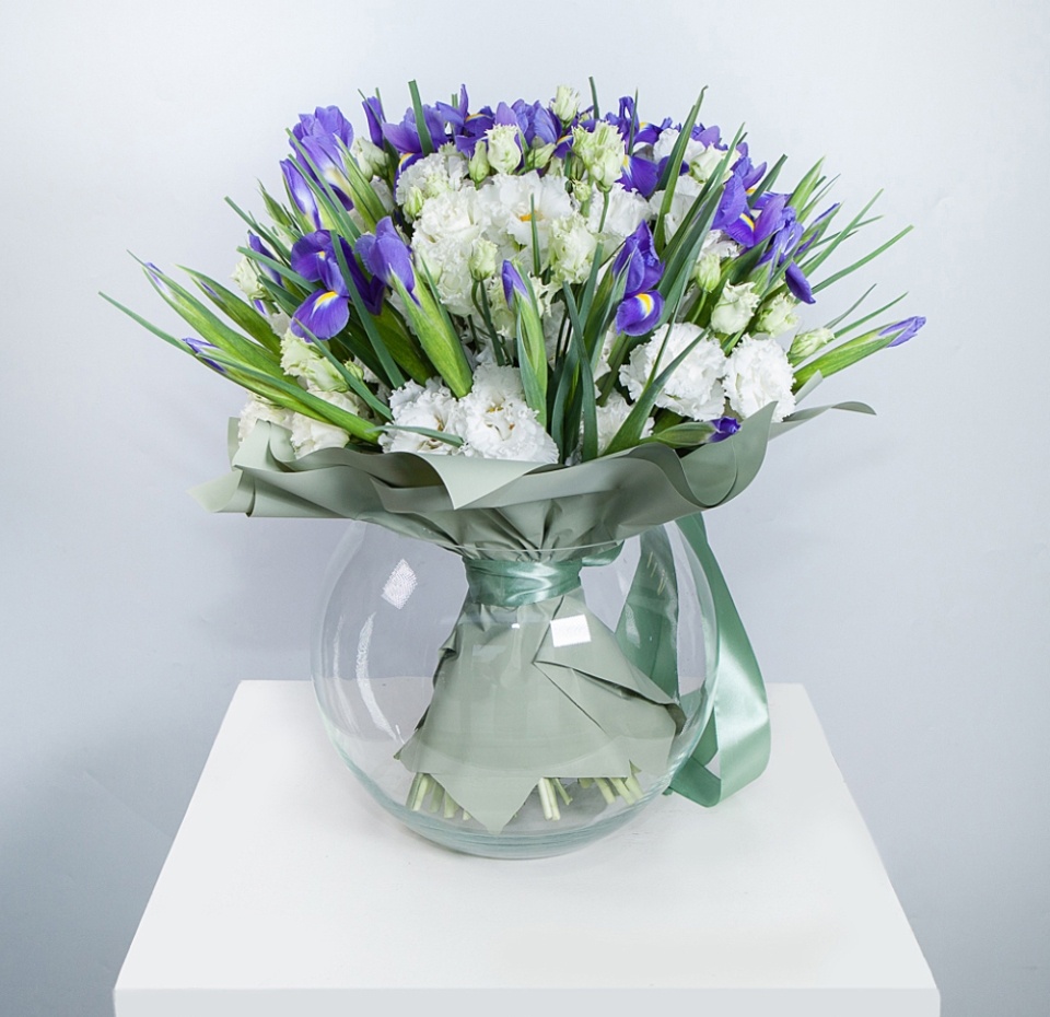 

Букет Ирис Марсель Nevado roses