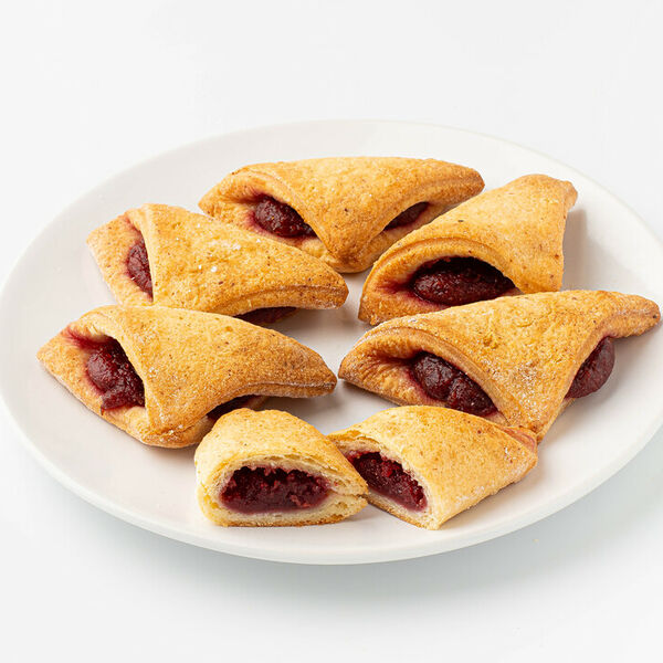 Печенье сдобное Конвертики с вишней