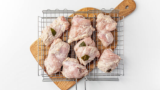 Шашлык куриный из филе бедра по-деревенски