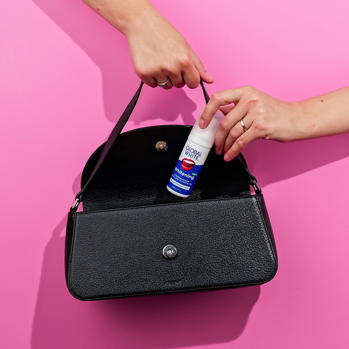 

Пенка для зубов Global White Whitening отбеливающая 50 мл