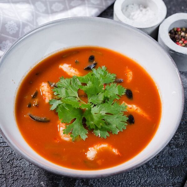 Солянка фирменная с креветками