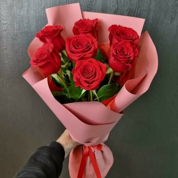 Букет из 7 роз