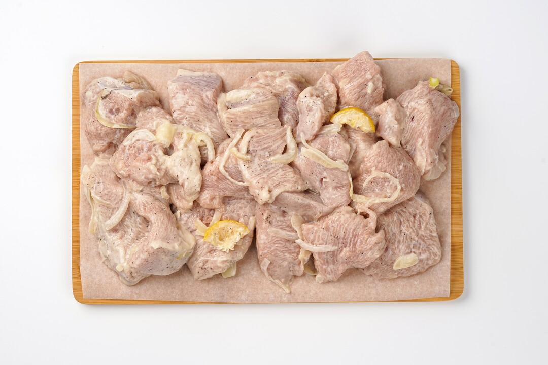 

Шашлык из филе грудки индейки с майонезом 1 кг