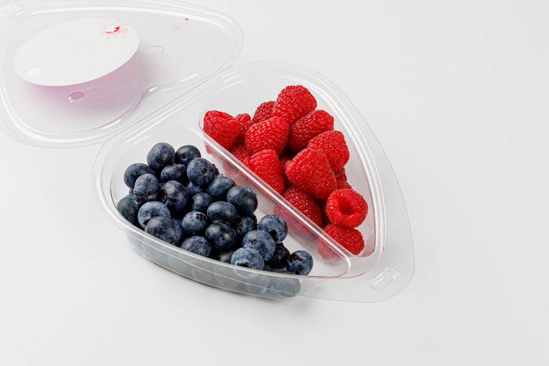 

Ассорти ягодное ВкусВилл голубика малина Сердце 200 г