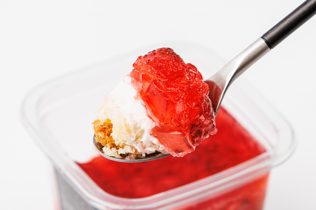 

Десерт ВкусВилл Бонфуа с цельной клубникой и крем-чиз 230 г