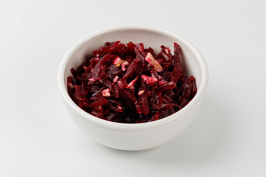 

Салат ВкусВилл из свеклы с черносливом и грецким орехом, кафе 150г