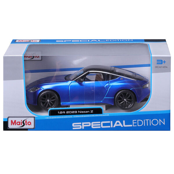 Машинка die-cast 2023 Nissan Z 1:24 синяя открывающ двери Maisto 32904BU