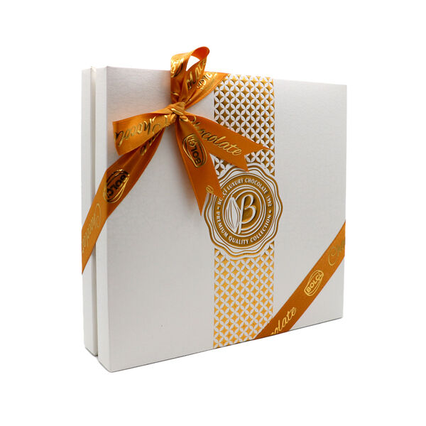 Шоколадные конфеты ассорти Diamond White 290г