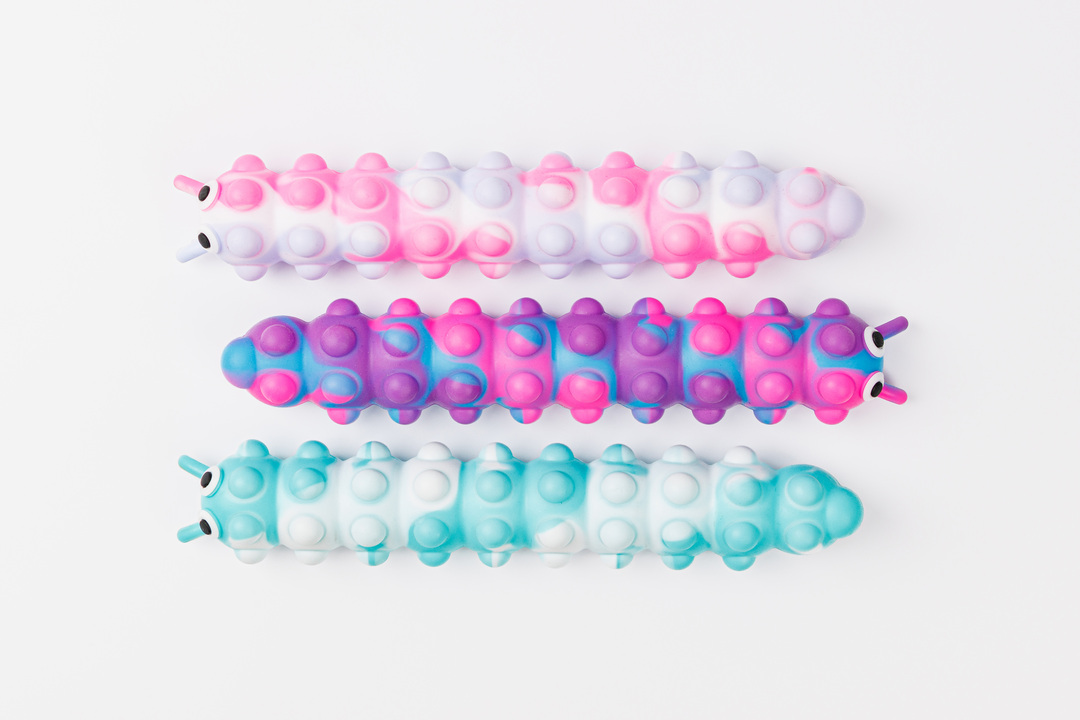 

Игрушка-жмяка 1Toy Гусеница в ассортименте 1 шт.