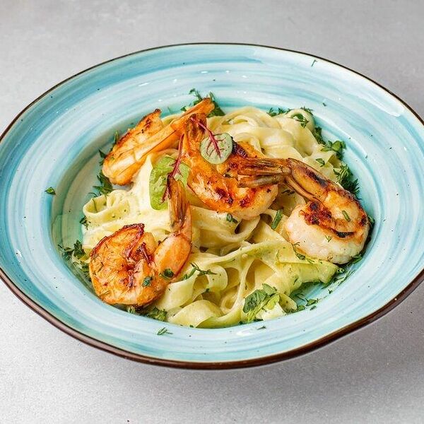 Феттучини с креветками