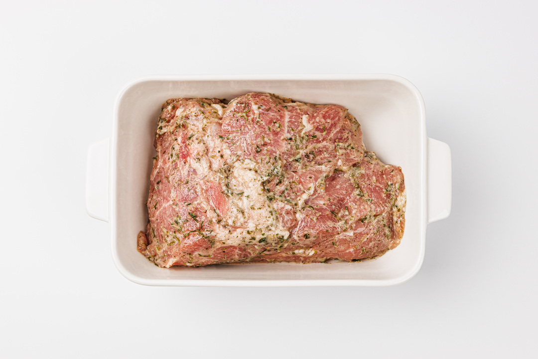 

Шейка свиная в чесночном маринаде, вес