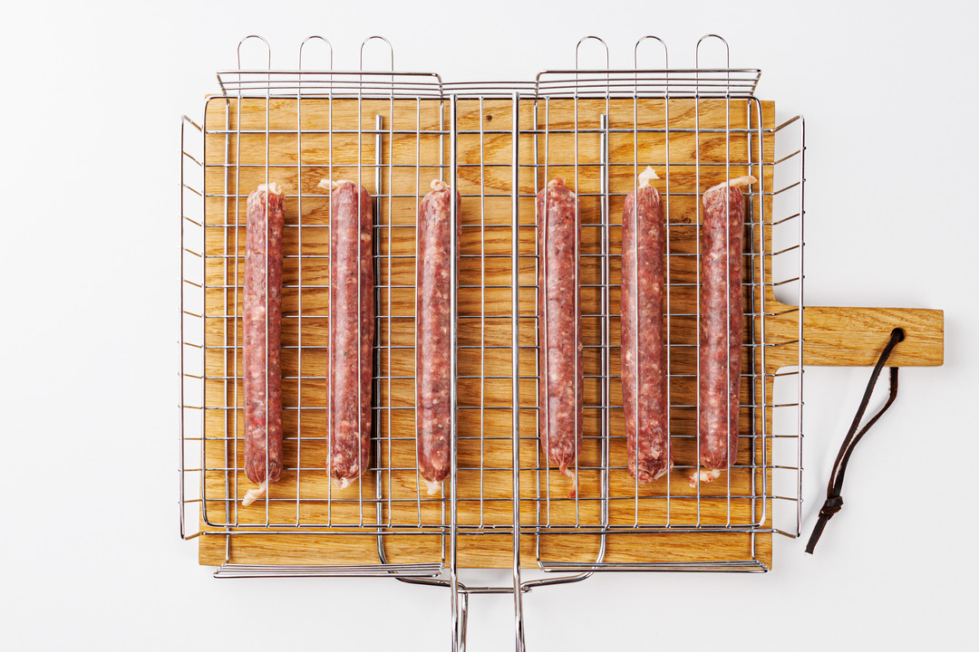 

Колбаски из говядины охлажденные вес