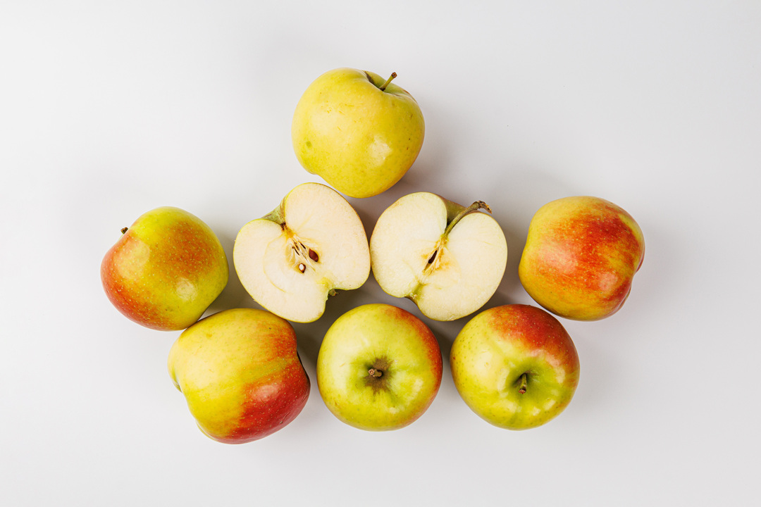 

Яблоко Карамелька