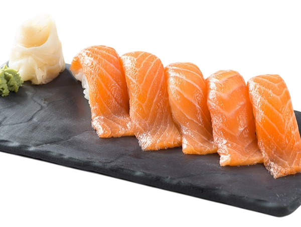 Суши с лососем, «Уже Готово», 5 шт., 140 г