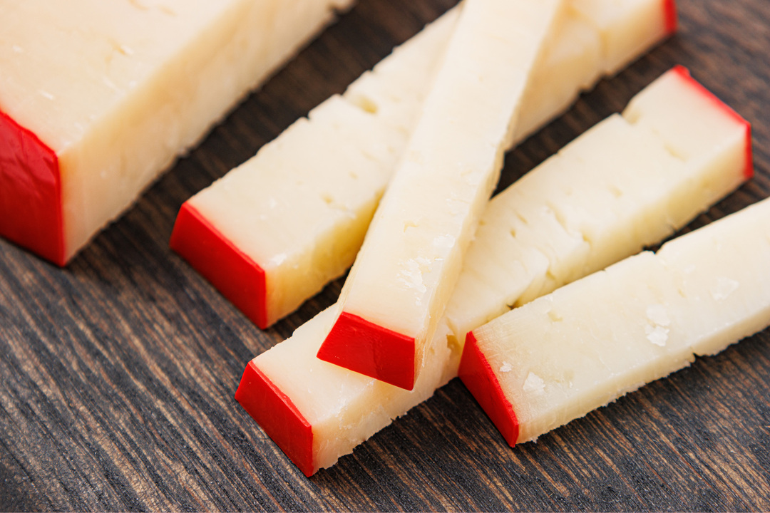 

Сыр полутвердый Том из козьего молока 45 % 150 г