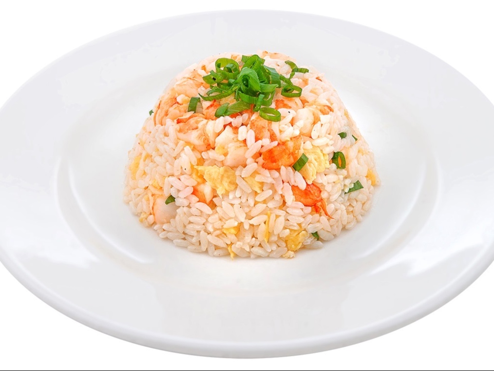 Жареный рис с креветками