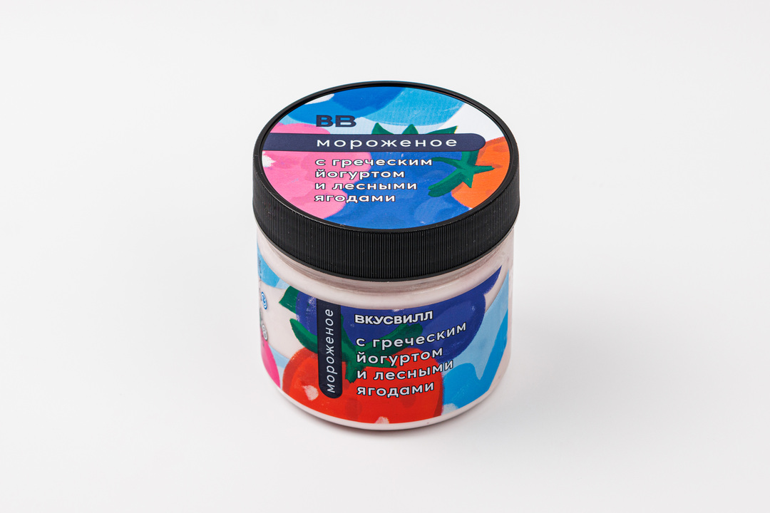 

Мороженое ВкусВилл с греческим йогуртом и лесными ягодами 250 г