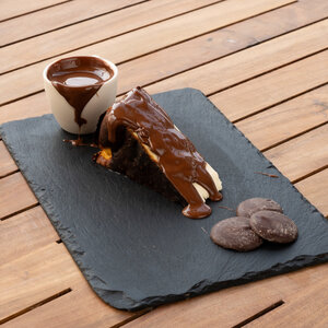 Adina’s Bakery (Navoi, Islam Karimov Avenue, 70), coffee shop