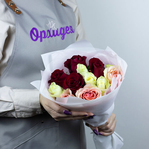 Букет 13 Роз микс 40 см