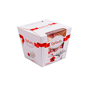 Конфеты Raffaello с цельным миндальным орехом в кокосовой обсыпке