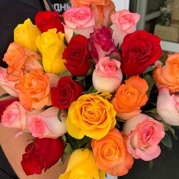 25 Кенийских роз Микс (40 см)