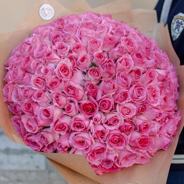 Букет из 151 розовой розы 35-40 см (Россия) в упаковке