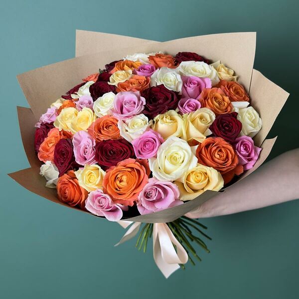 Букет цветов из 51 розы микс Россия