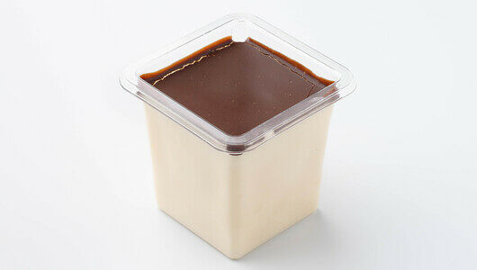 Десерт Суфле с шоколадом в стакане