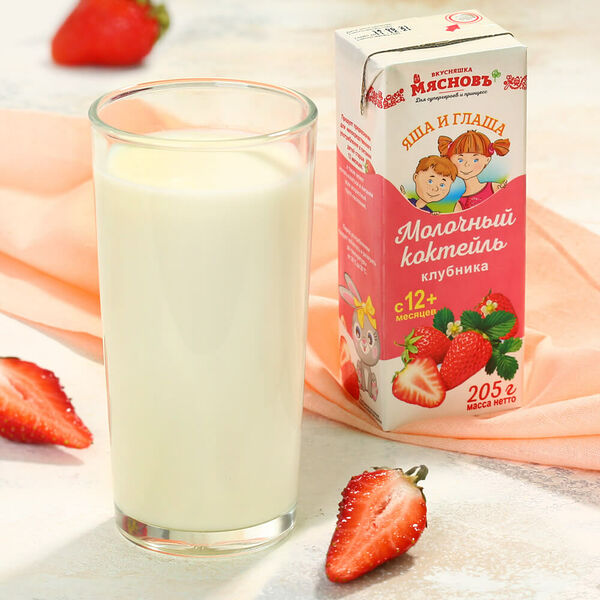Коктейль молочный с клубникой 2,5% МясновЪ Вкусняшка, 205 г