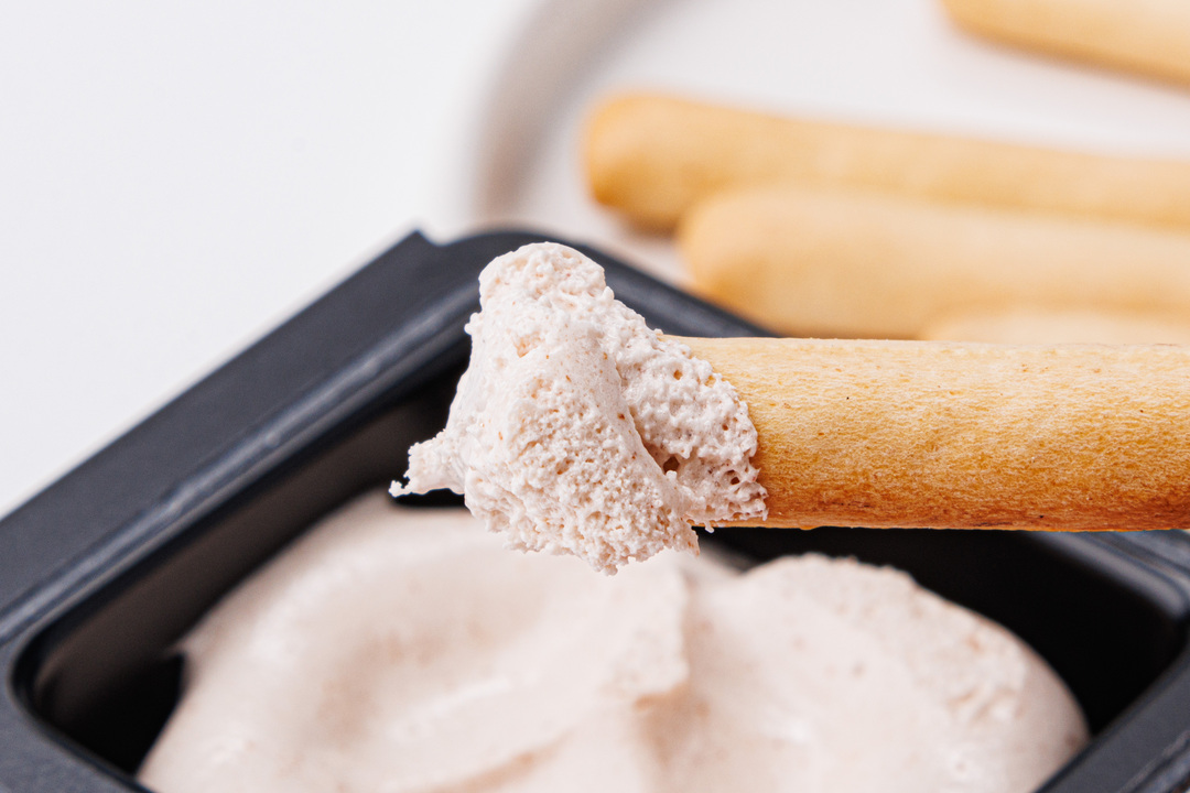 

Маршмеллоу-крем ВкусВилл Клубника с палочками 25 г