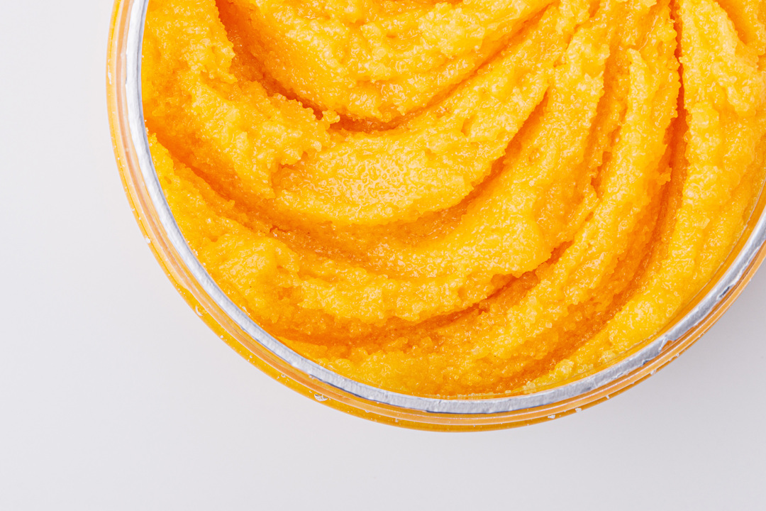 

Скраб для тела соляной ВкусВилл Манго 470 г