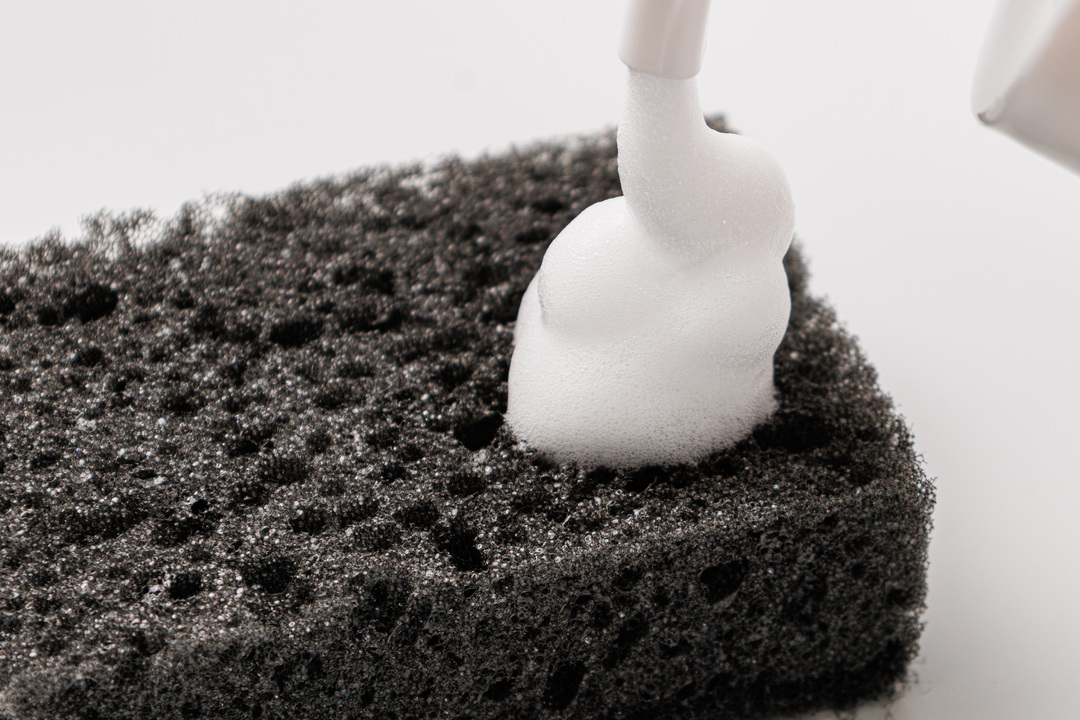 

Пенка для мытья посуды, фруктов и овощей ВкусВилл биоразлагаемая Ростки бамбука 500 мл