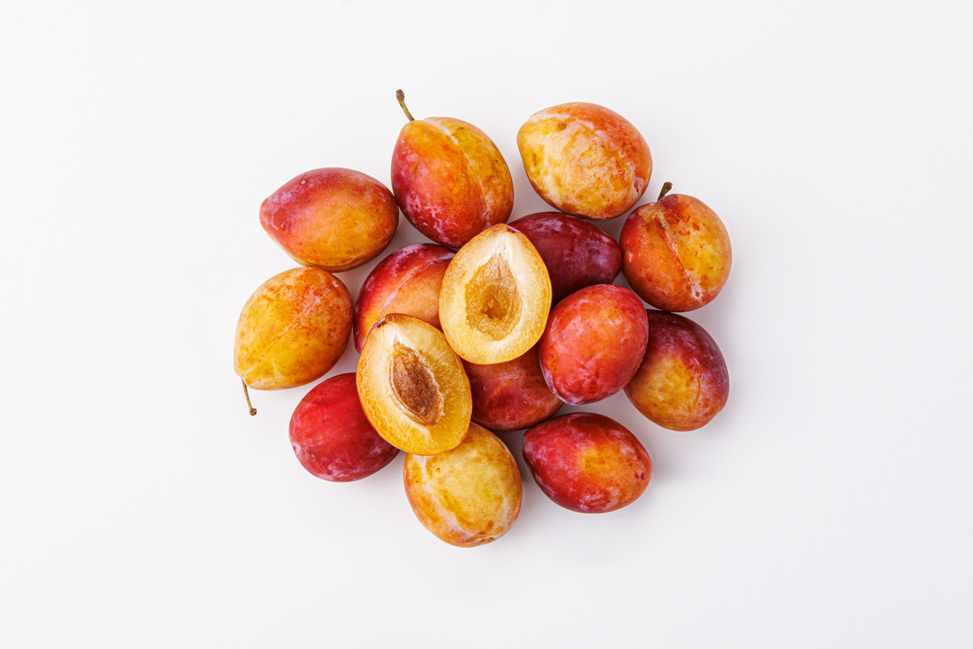 

Слива Виктория, вес