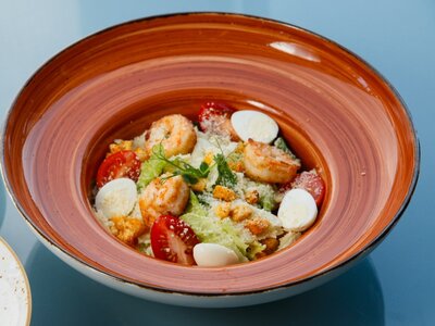 Салат Цезарь курица