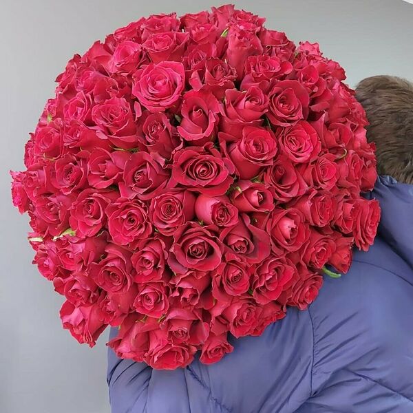 Букет из красных роз