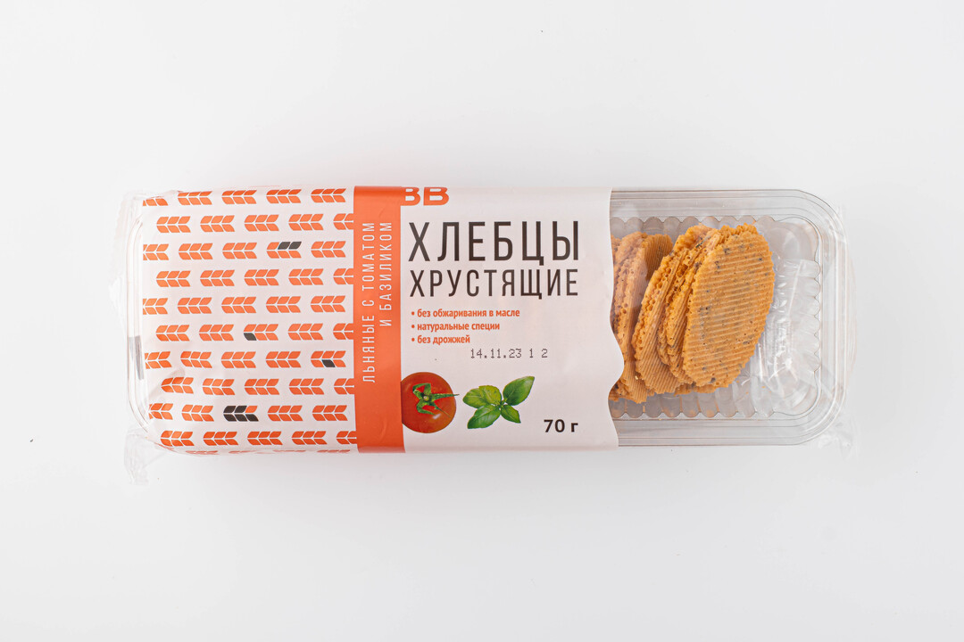 

Хлебцы льняные с томатом и базиликом