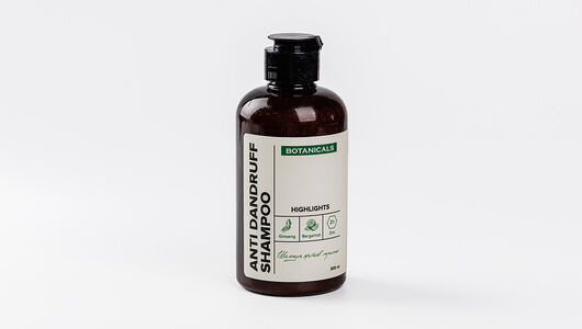 Шампунь от перхоти для роста волос с экстрактом женьшеня, бергамотом и цинком Botanicals, 300 мл