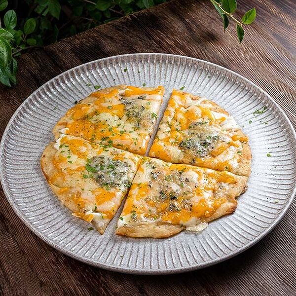 Лепешка сырная